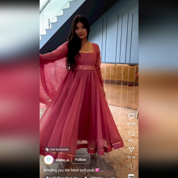 Indian Designer Kurta set - Picture 2 of 10